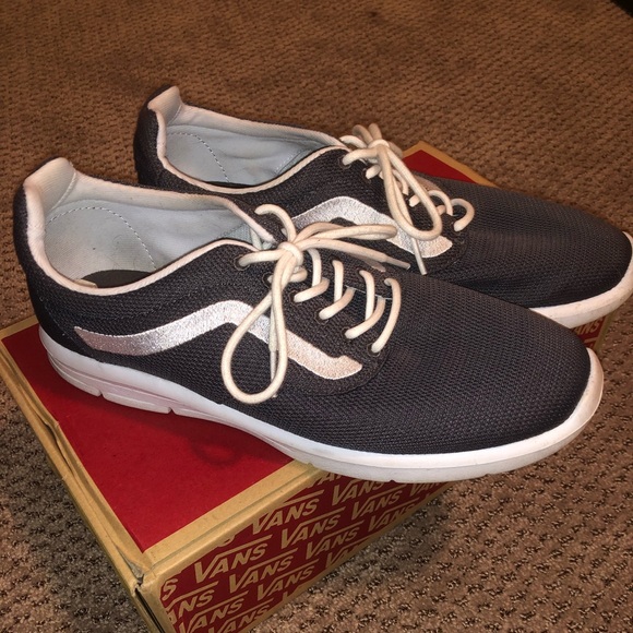 Vans Other - Vans ISO 1.5 Mesh Runner Sz 9.5